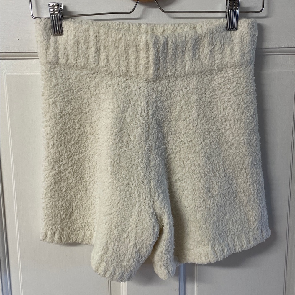 Skims cozy boucle cozy knitted shorts in ivory women’s size S/M - Picture 2 of 14
